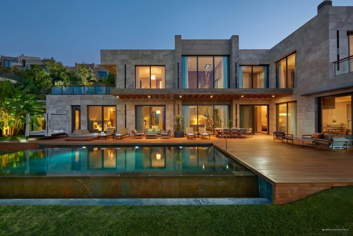 Une villa avec piscine privée au crépuscule, Mandarin Oriental Bodrum
