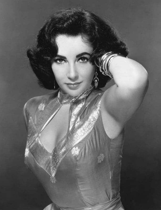 Portrait glamour d'Elizabeth Taylor à la fin des années 1950