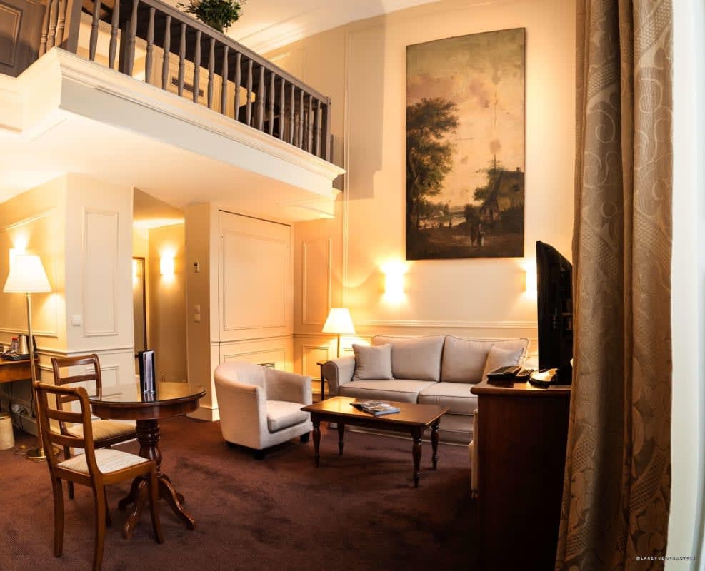 Une suite de l'ancien Hôtel Saint-James & Albany à Paris