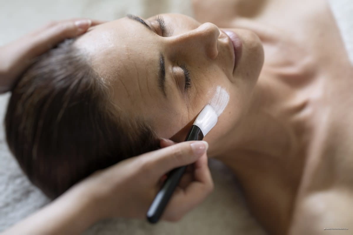 Soin du visage au spa de l Emeria Dinard