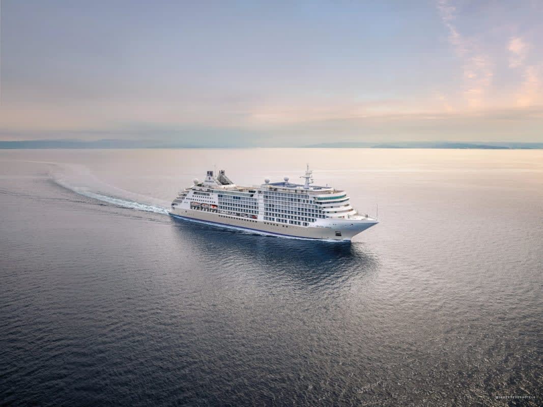 Un navire Silversea en mer, vu du ciel