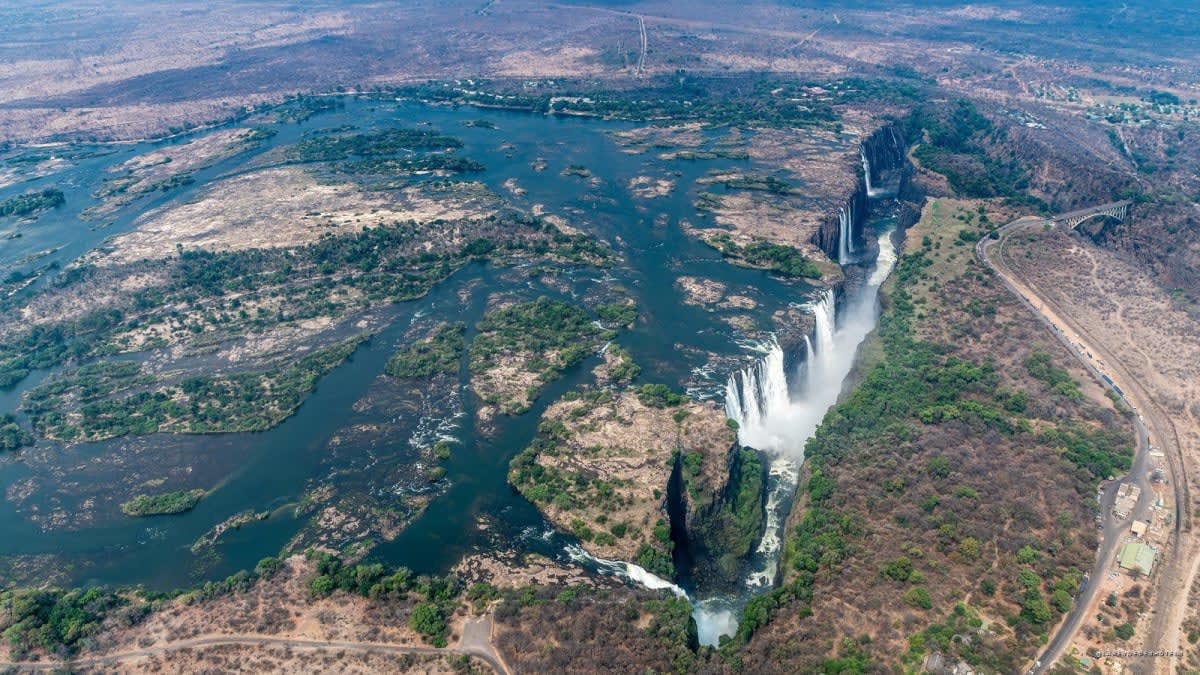 Le Zambèze et les chutes Victoria, vue aérienne