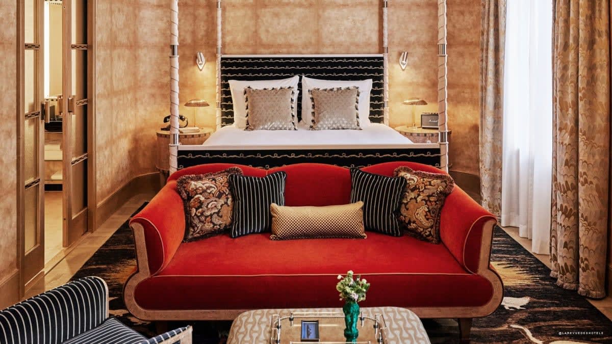 Una junior suite de estilo art déco en el hotel Sommerro de Oslo