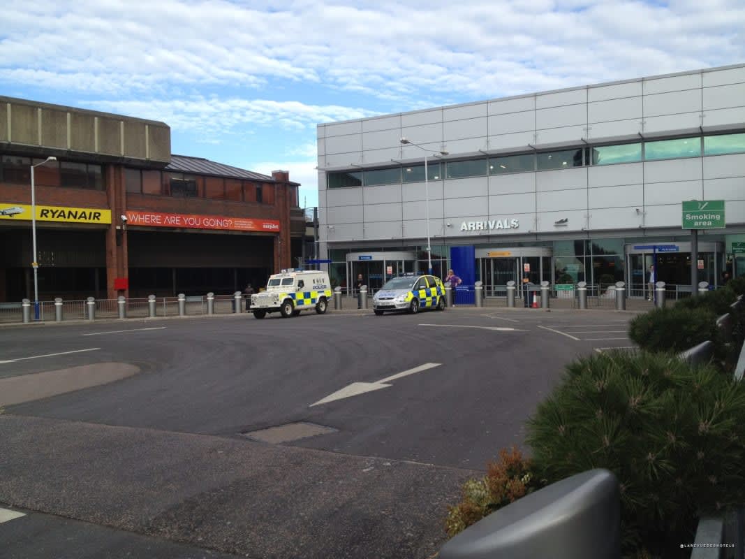 Luton Airport Terminal, Voisin de l'ibis Luton Airport