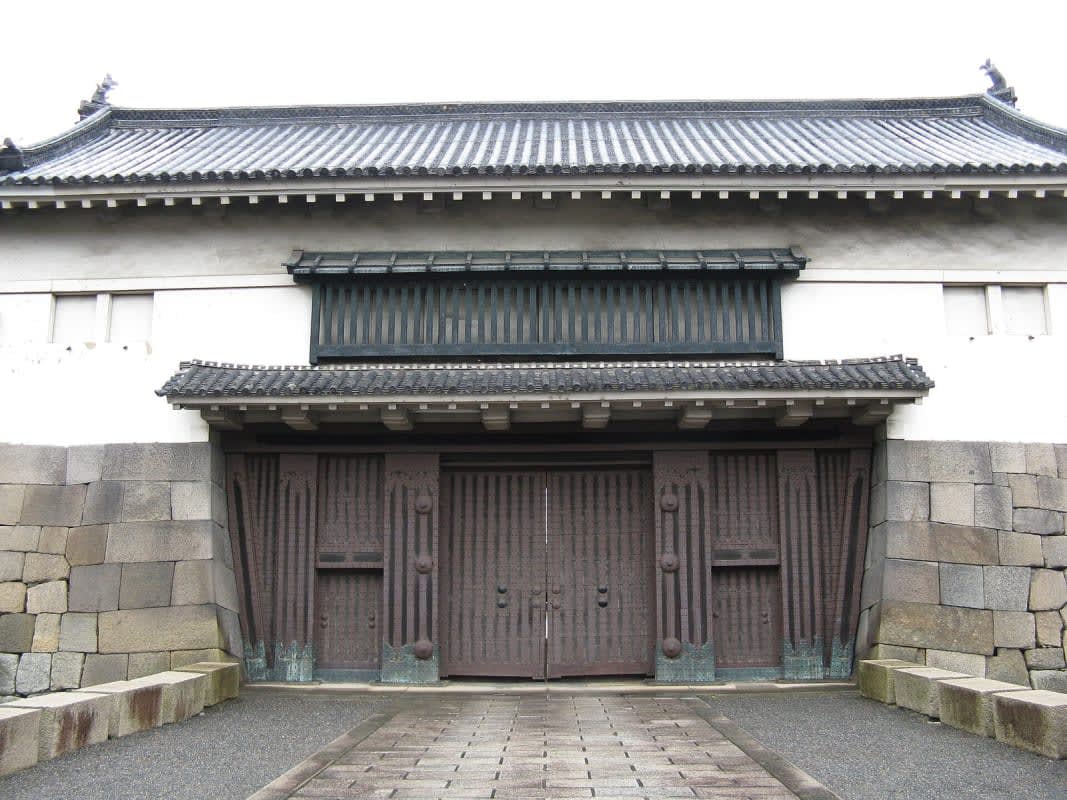 Kita Ote-mon, la grande porte nord du château de Nijo, à Kyoto