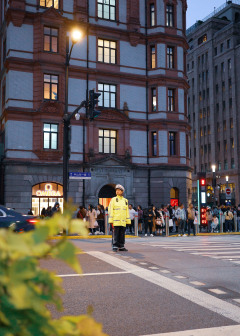 road police officer