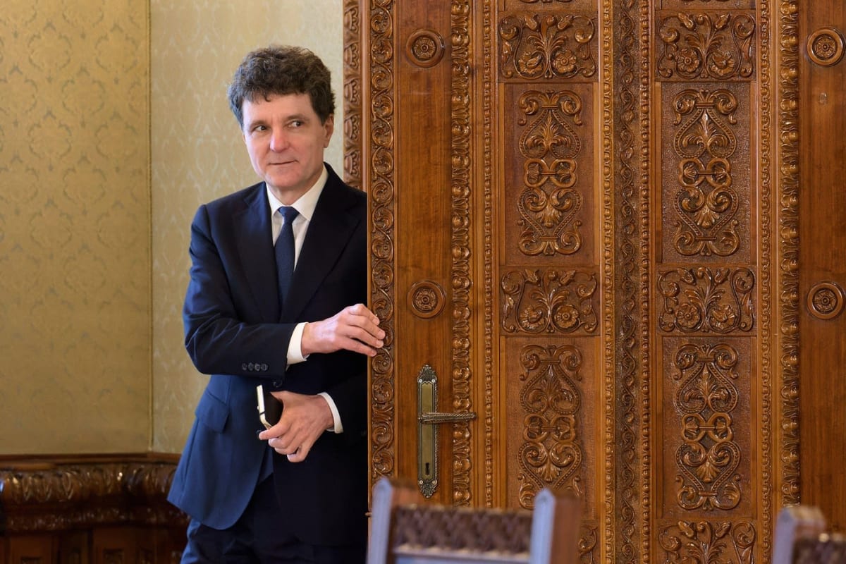 Nicușor Dan testează variante pentru un guvern tehnocrat, confirmă lider PNL