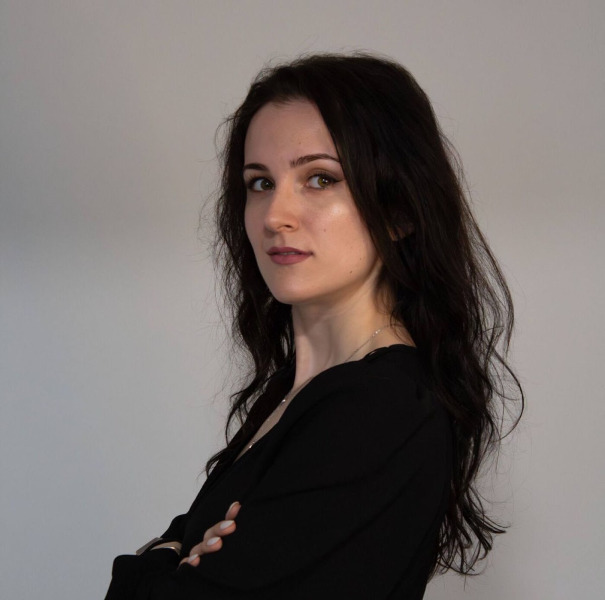 cutie cu obiecte vechi și amintiri, obiecte personale și fotografii