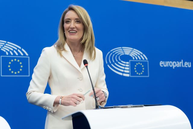 Metsola a anunțat ridicarea imunității pentru mai mulți europarlamentari, inclusiv Șoșoacă