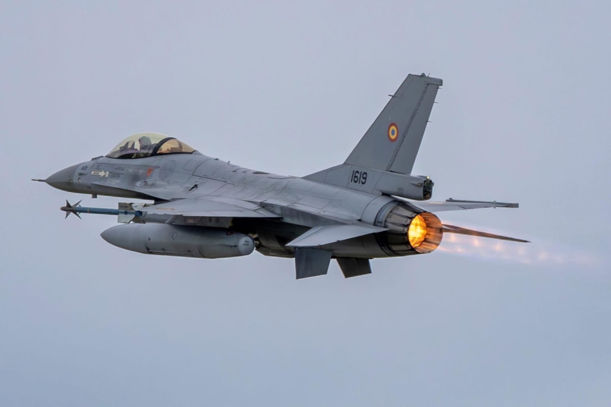 Radar militar monitorizând o dronă deasupra localităților Chilia și Ismail