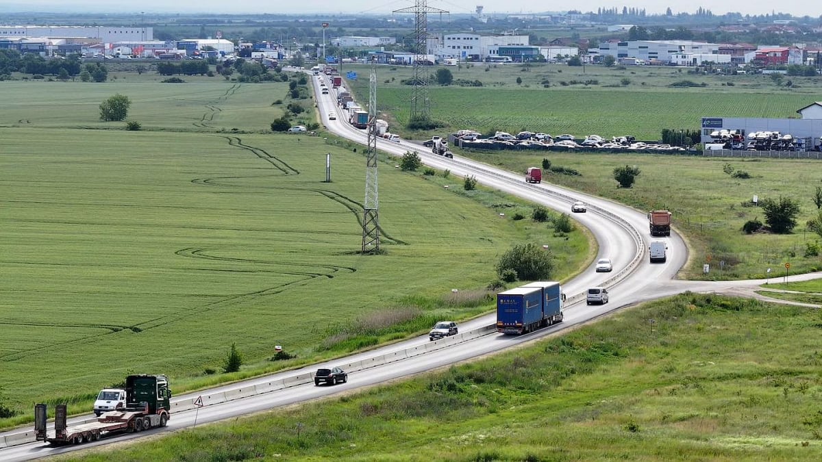 Lucrări de construcție la varianta de ocolire vest a Timișoarei Lucrări de construcție la varianta de ocolire vest a Timișoarei