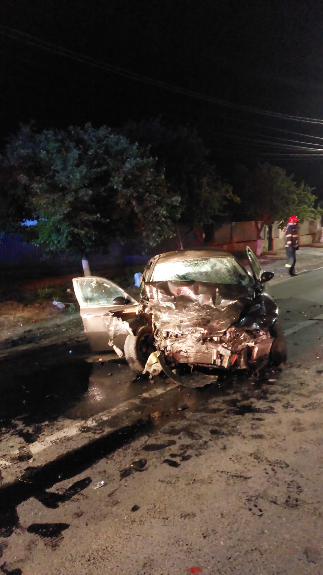 Mașini avariate după accident la intrarea în Mineri, Tulcea