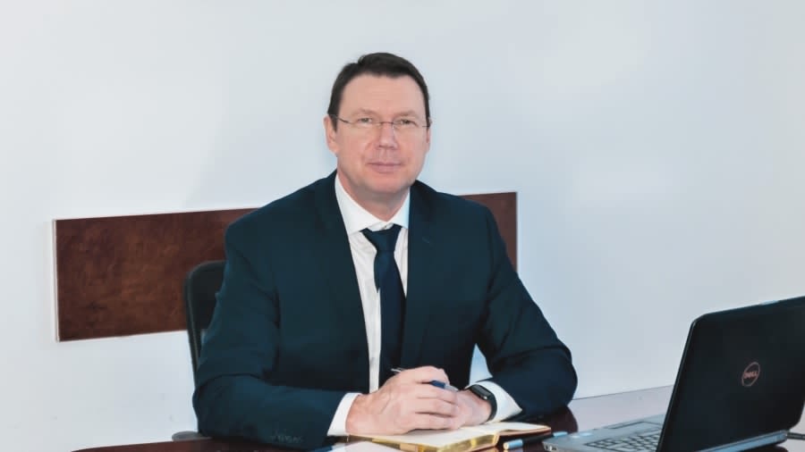Cristian Dima în ședința Consiliului Județean Galați, prezentând bugetul pentru 2026 Cristian Dima în ședința Consiliului Județean Galați, prezentând bugetul pentru 2026
