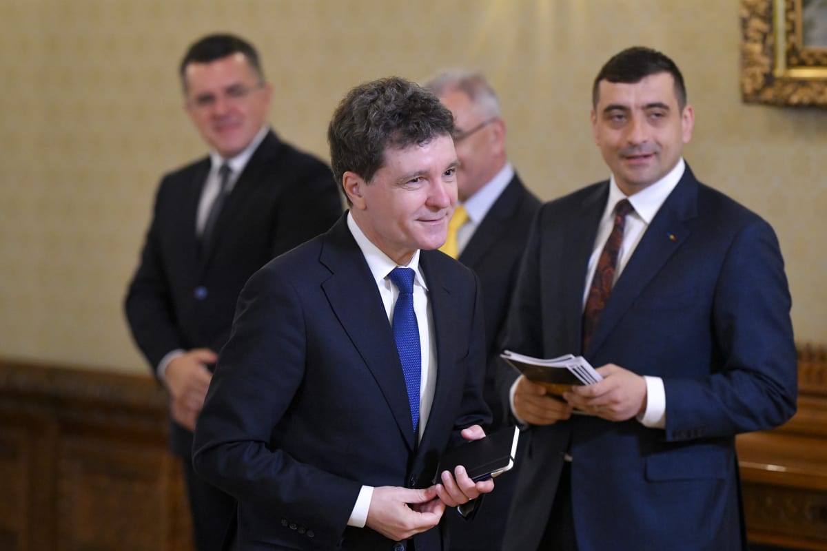 Lideri politici în timpul consultărilor la Cotroceni
