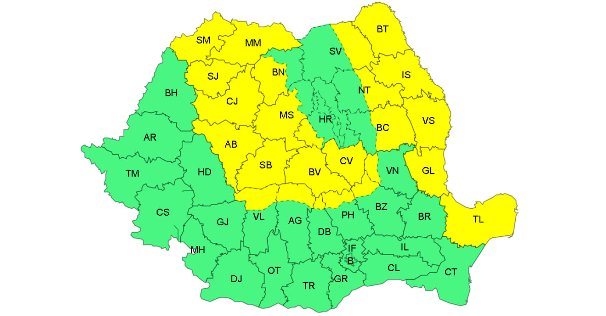 Vânt puternic și fenomene meteo severe în Galați