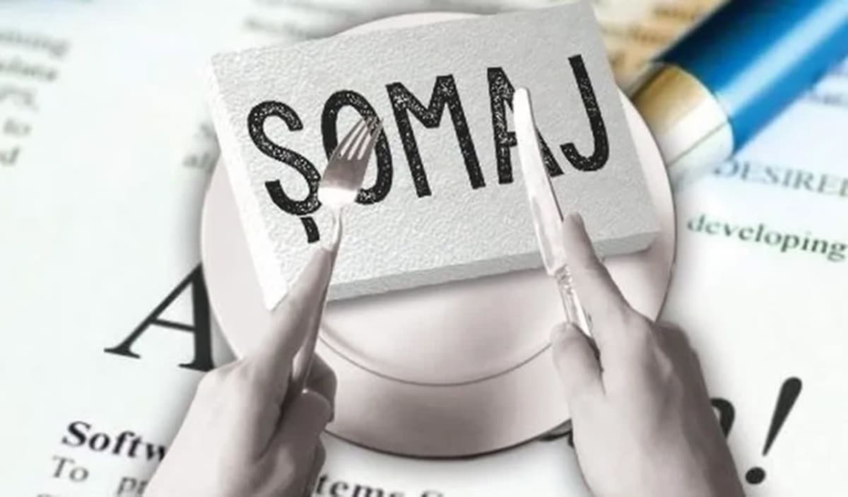 Tineri angajați și șomeri în fața birourilor din România Tineri angajați și șomeri în fața birourilor din România