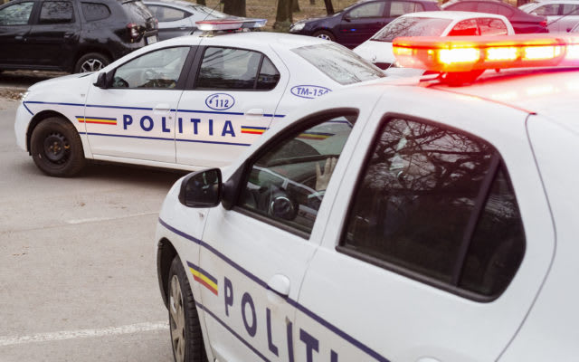 autoutilitare cu țigarete de contrabandă, flagrant în zona industrială