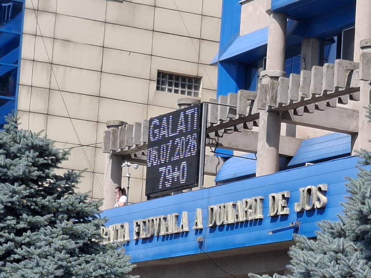 Navală pe Dunăre cu geamanduri automate de informare AIS