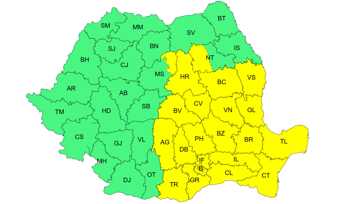 Vânt puternic și ploaie torențială în Galați, România Vânt puternic și ploaie torențială în Galați, România