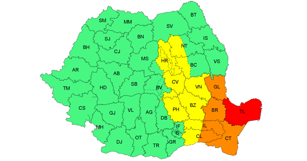 Vijelie și ploi torențiale peste Dunăre în Galați și Tulcea