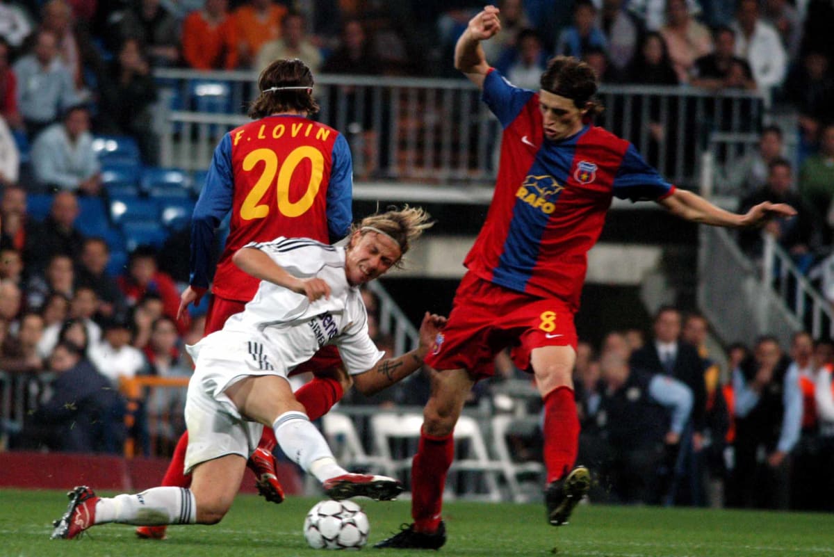 Florin Lovin și David Beckham pe stadionul Bernabeu Florin Lovin și David Beckham pe stadionul Bernabeu