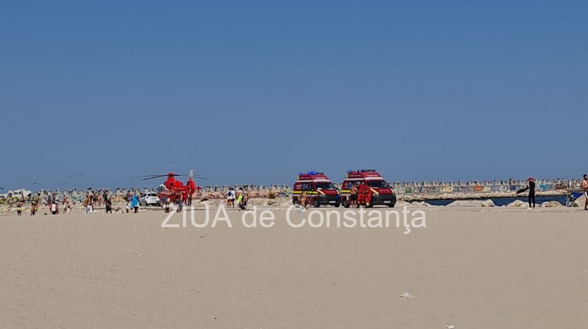 Salvatori ISU Dobrogea intervenind pe plaja Reyna din Constanța