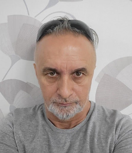 cuvinte și simboluri legate de dragoste și empatie