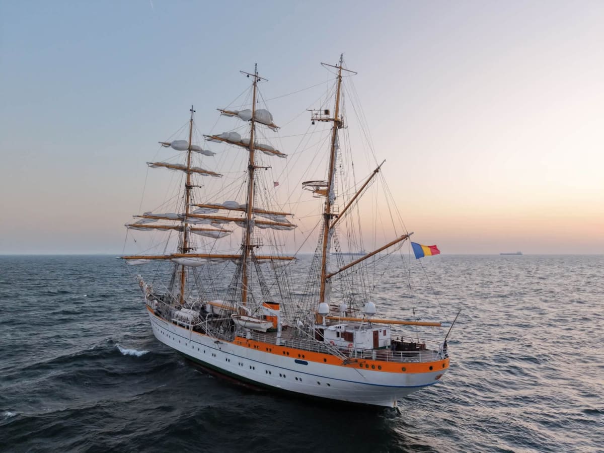 Nava Mircea va fi deschisă pentru vizitare în Lisabona de Ziua Marinei Române
