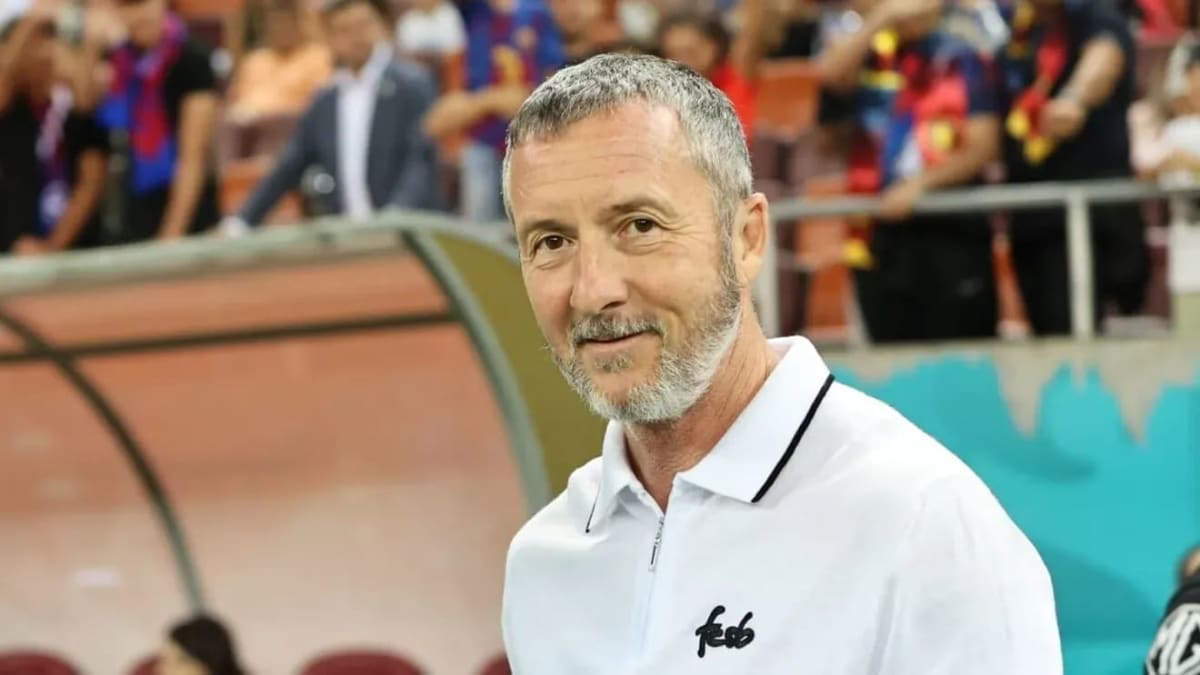 Mihai Stoica în studio, discuție despre performanțele europene ale Craiovei Mihai Stoica în studio, discuție despre performanțele europene ale Craiovei