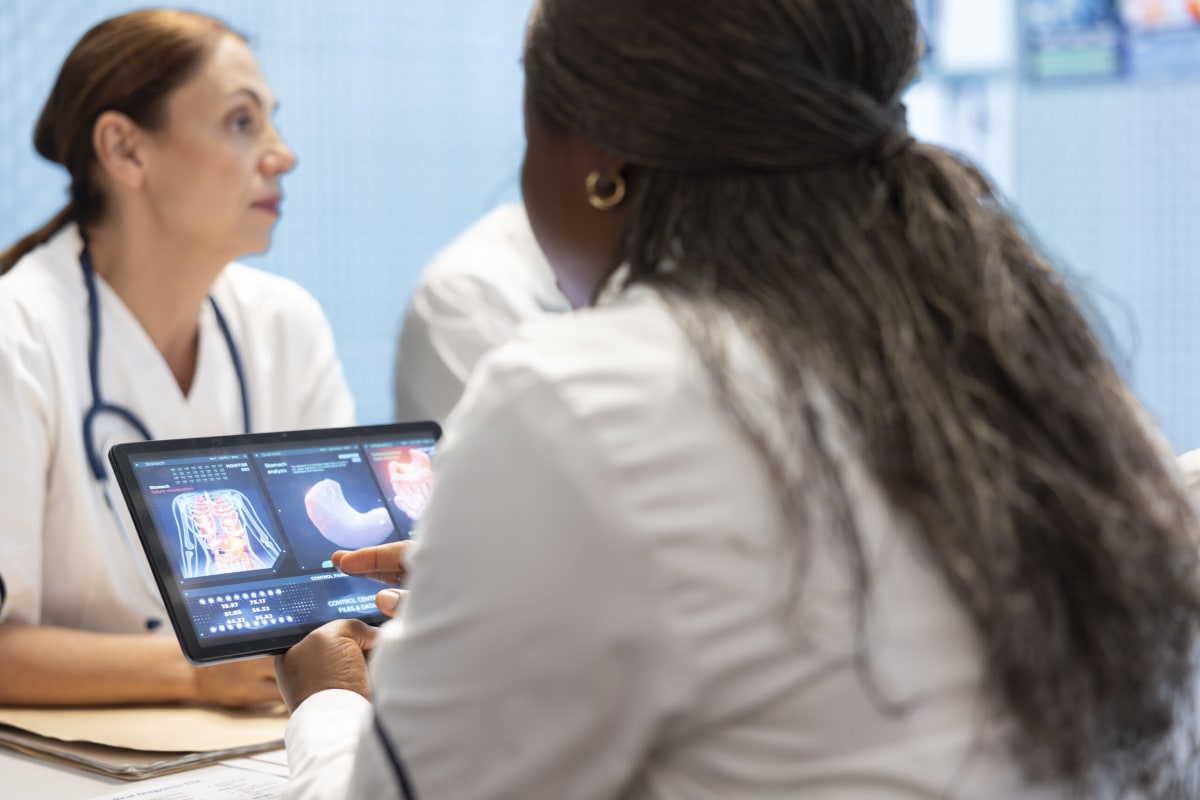 Avertisment OMS: Femeile cu risc crescut de cancer la sân