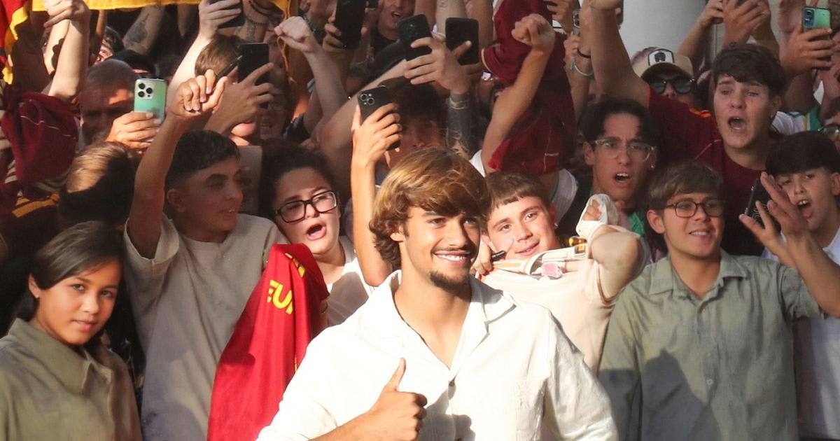 AS Roma îl achiziționează pe tânărul portughez Rodrigo Mora de la FC Porto