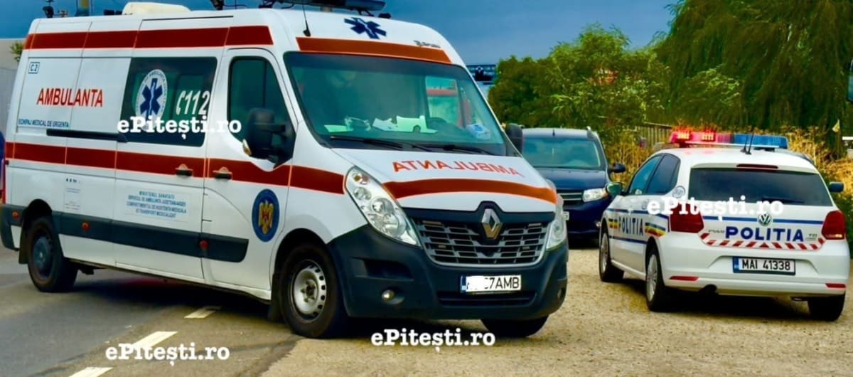 Echipaj de intervenție la accident rutier în Mioveni, Argeș