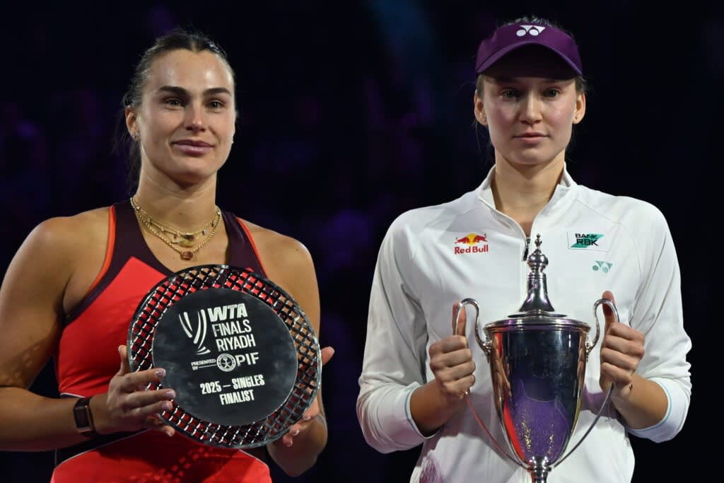 Aryna Sabalenka și Elena Rybakina în timpul turneului US Open 2026