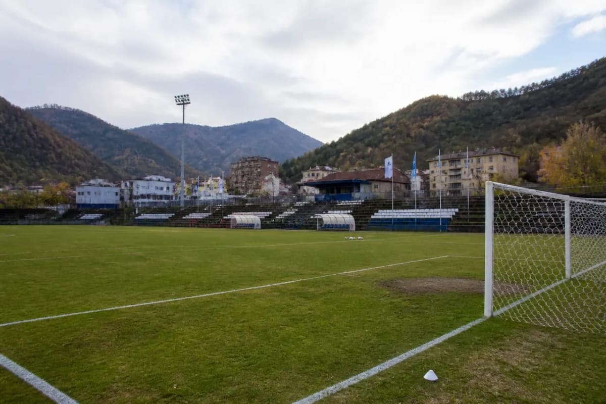 meci de fotbal Cupa României, echipe din Liga a 2-a și Liga a 3-a