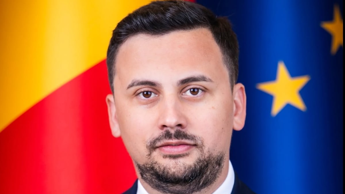deputat PSD în Parlament în timpul declarației