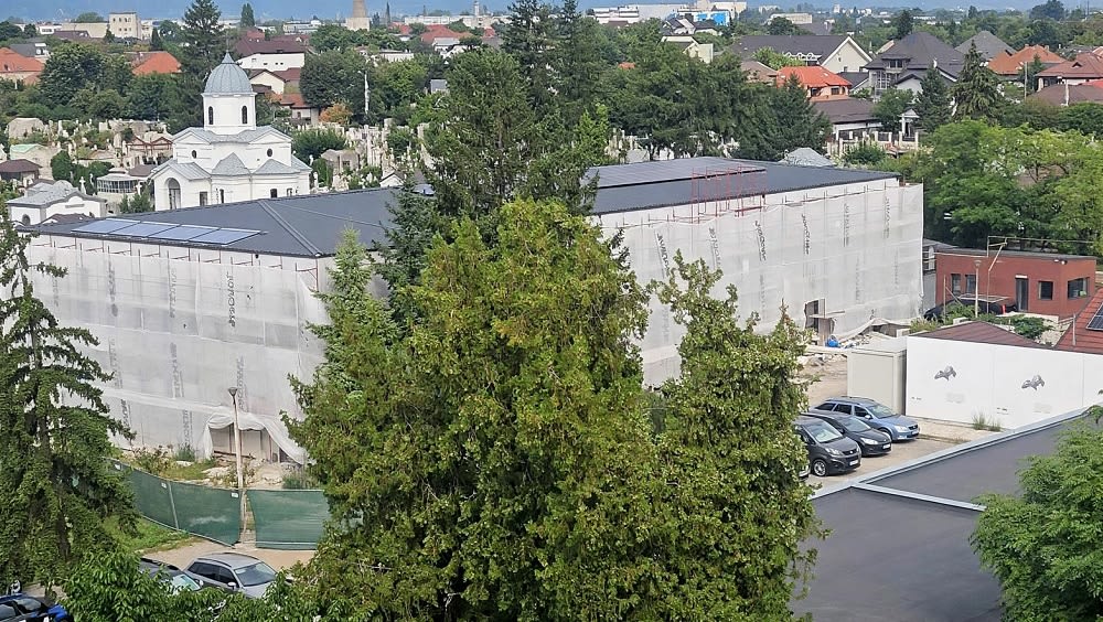 clădire modernizată, construcție, sediu administrativ