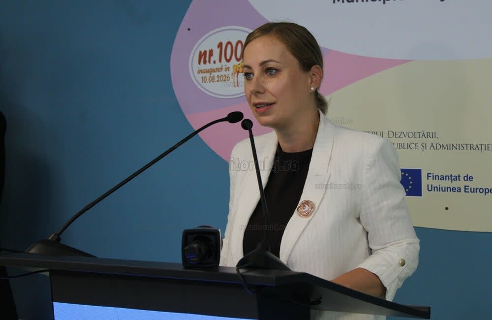 Maria Forna, prefectul Clujului, în timpul unei declarații publice