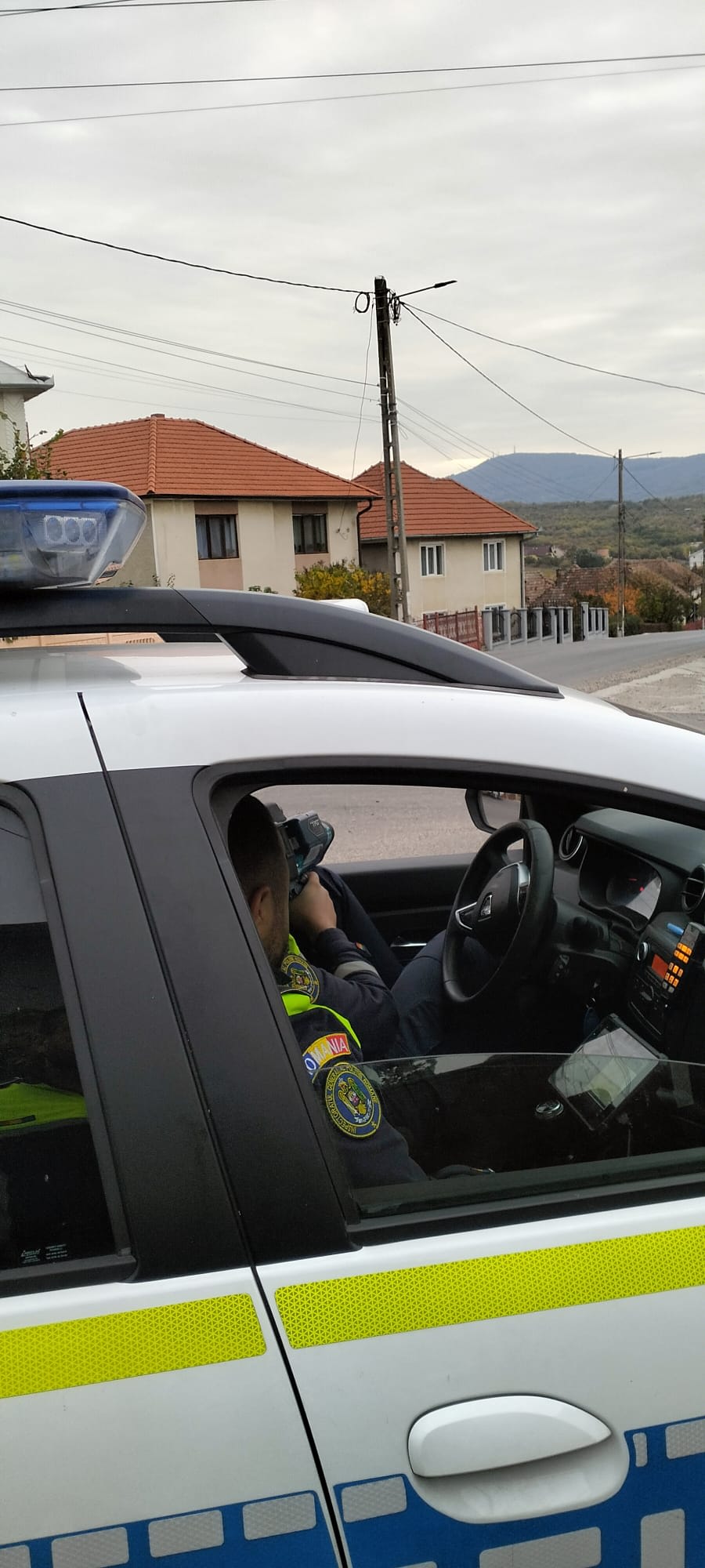 polițiști în acțiune în Sălaj, controale în trafic