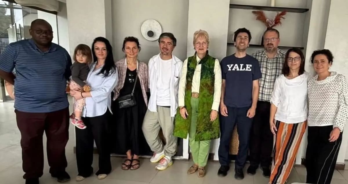 discuție diplomatică în Kenya despre proiecte educaționale discuție diplomatică în Kenya despre proiecte educaționale