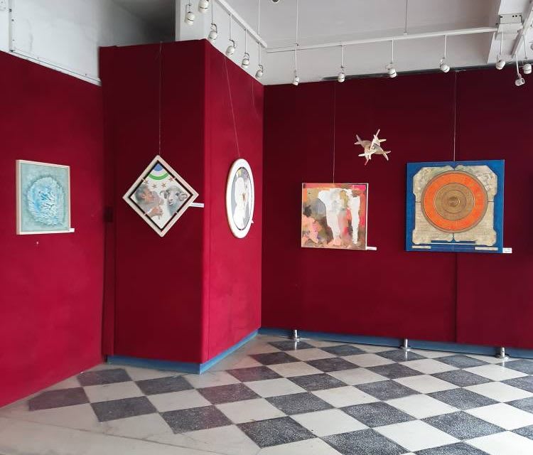 expoziție de artă contemporană la Buzău, lucrări diverse expoziție de artă contemporană la Buzău, lucrări diverse