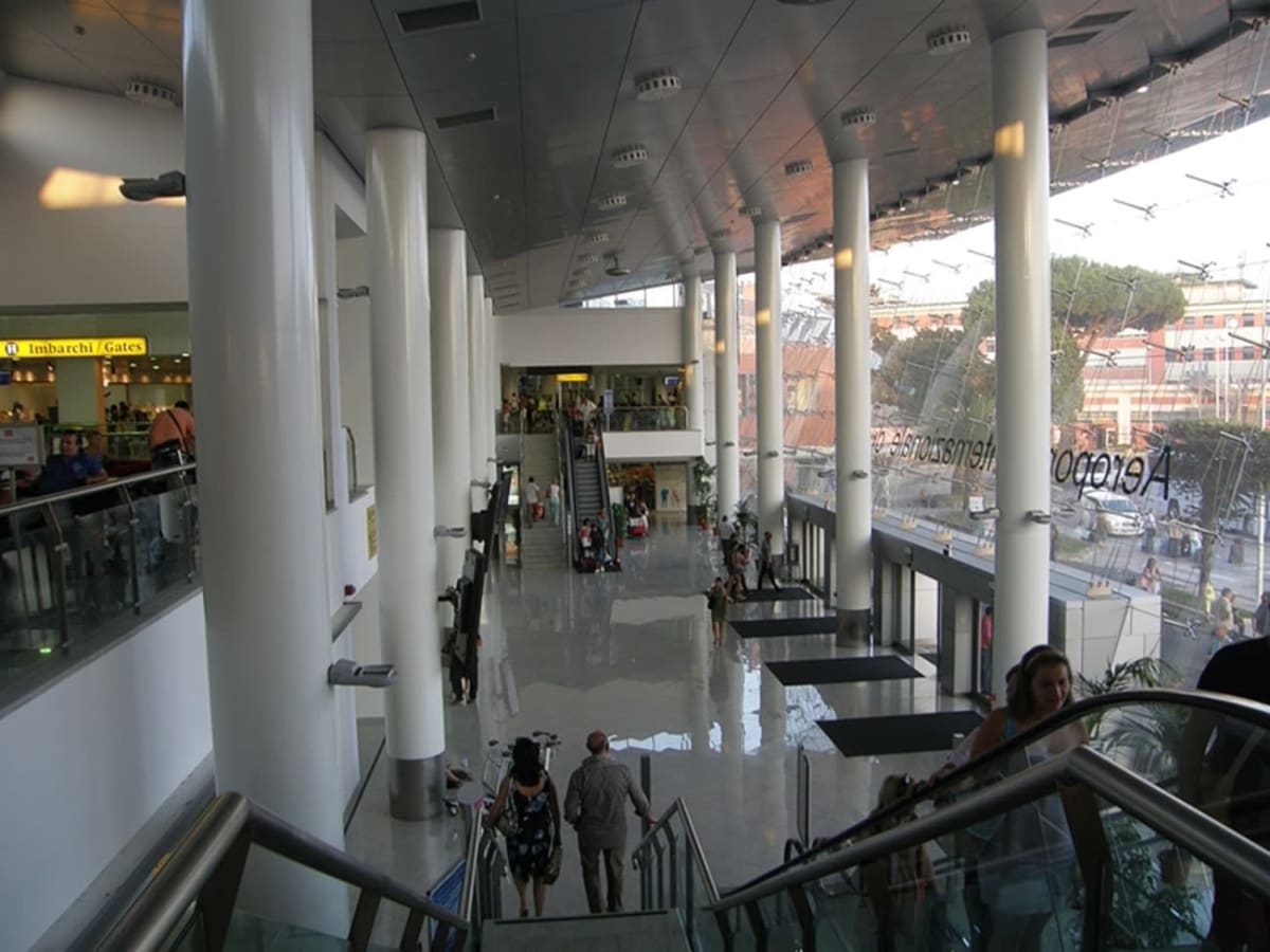 Aeroport Napoli închis pentru lucrări