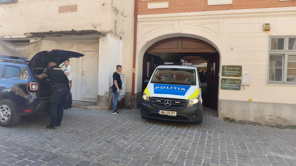 Polițiști în acțiune pe drumurile din Brașov