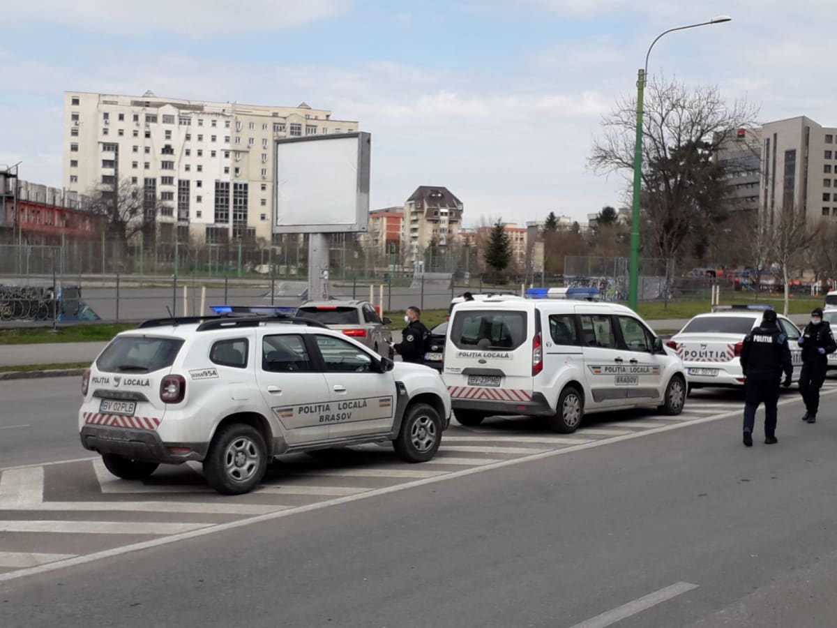 Polițiști în acțiune în Brașov