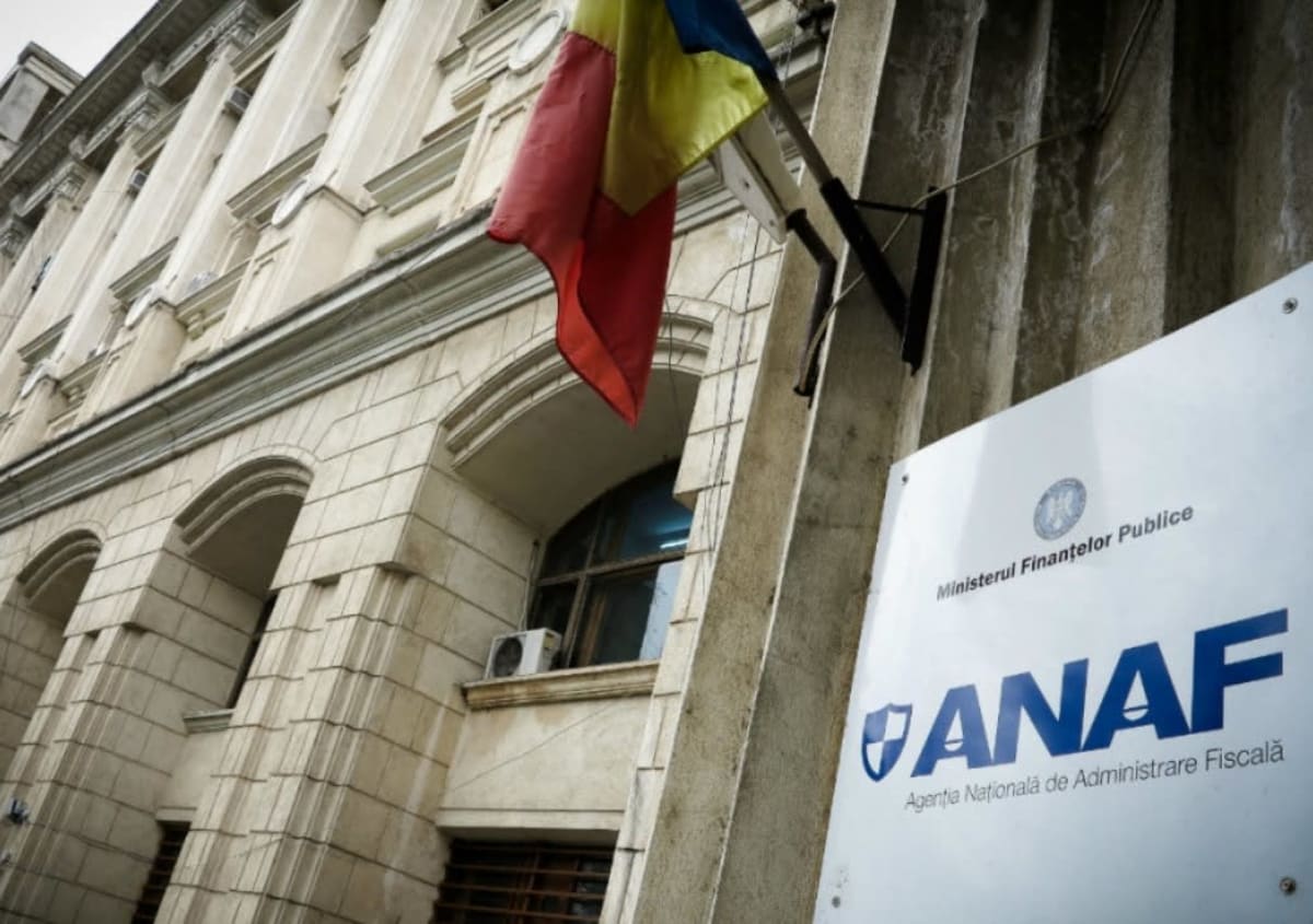 Apel telefonic fraudulos în numele ANAF, escroci și victime Apel telefonic fraudulos în numele ANAF, escroci și victime