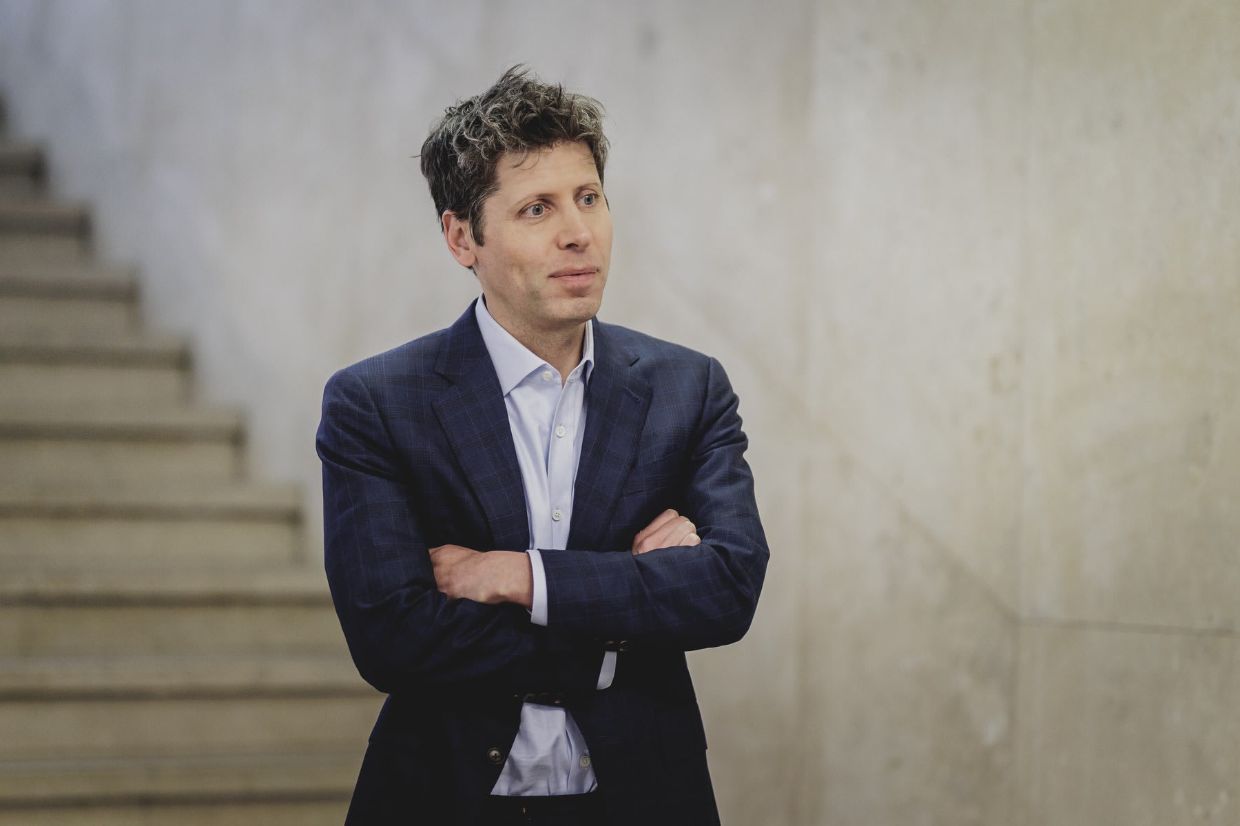 Sam Altman în timpul vizitei la Washington, discutând despre reglementarea AI