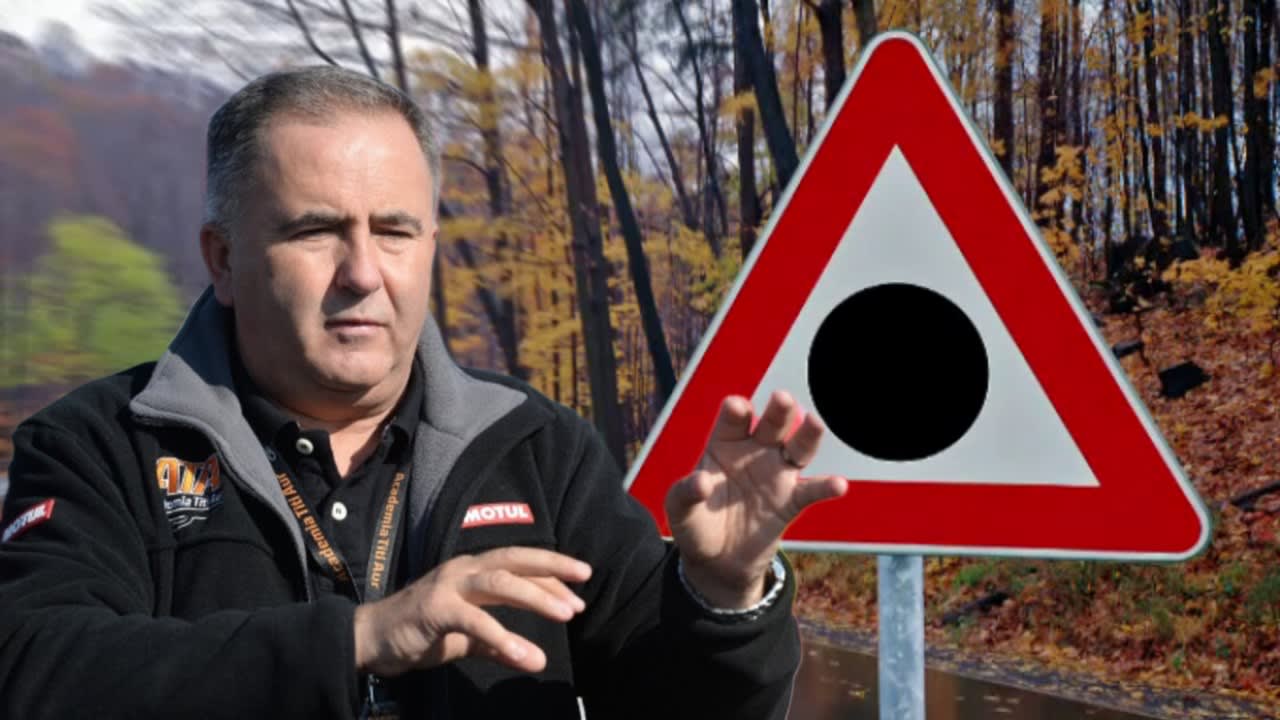 Semn rutier triunghi cu bulină neagră în trafic