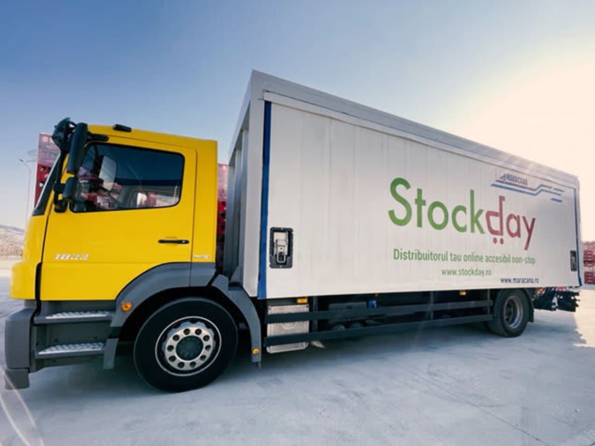 Platforma de e-commerce Stockday în acțiune, livrare de produse în România Platforma de e-commerce Stockday în acțiune, livrare de produse în România