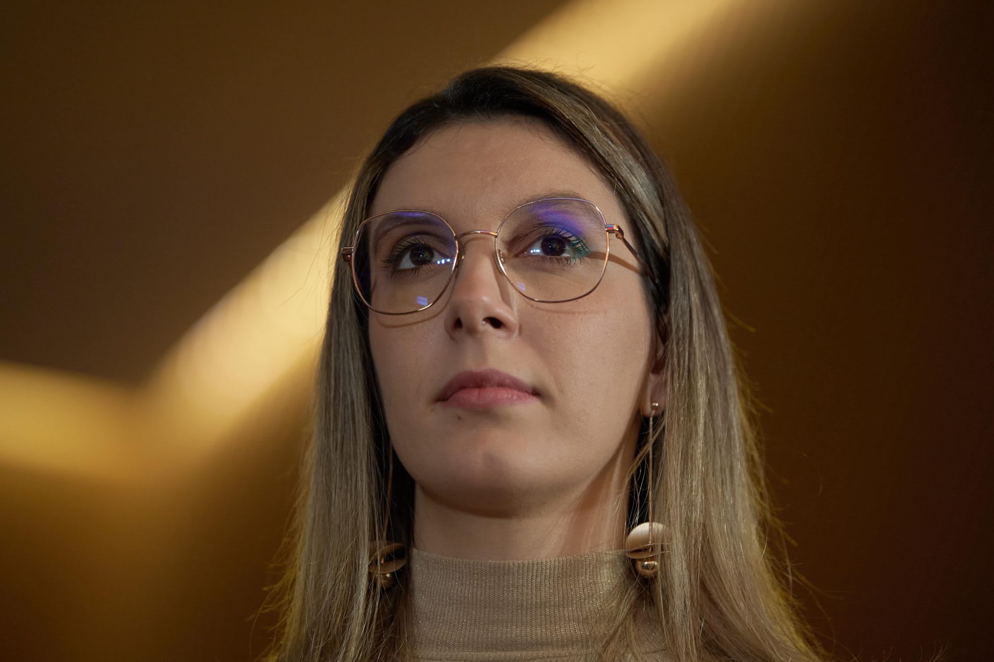 Diana Buzoianu în fața instanței, gest de decizie Diana Buzoianu în fața instanței, gest de decizie