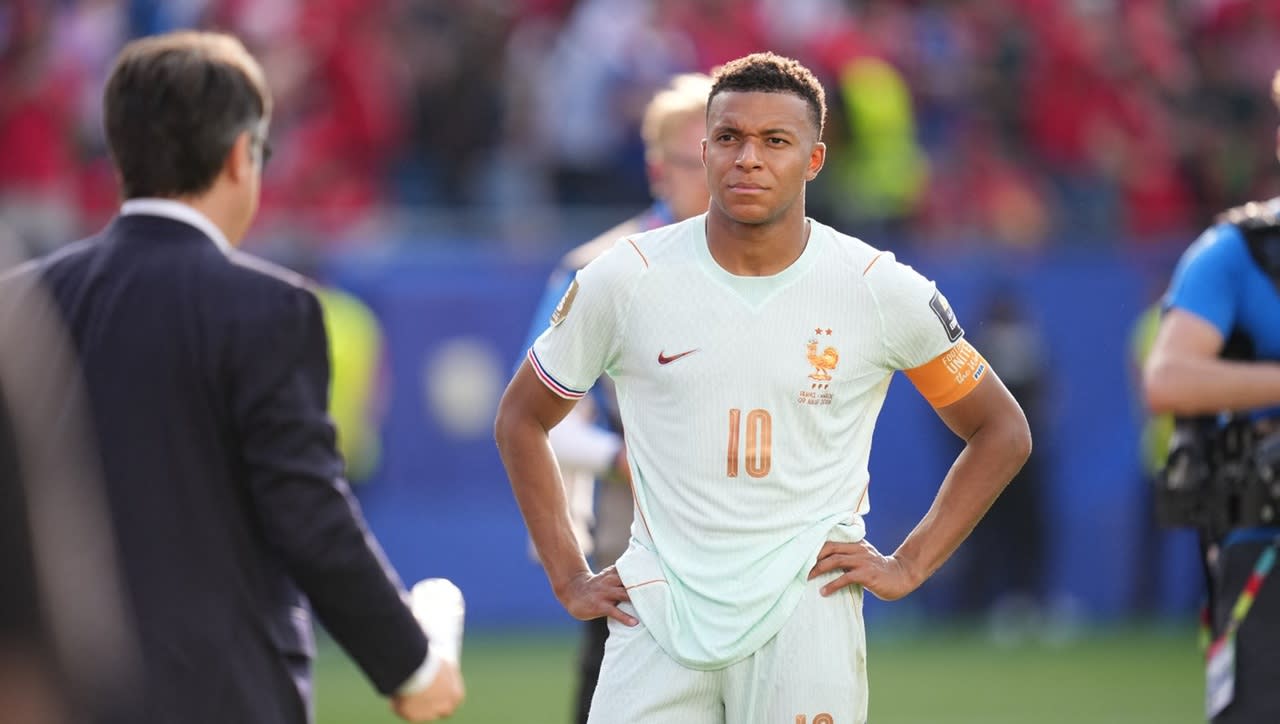 Kylian Mbappe în timpul meciului Franța – Maroc 2-0, accidentare la gleznă
