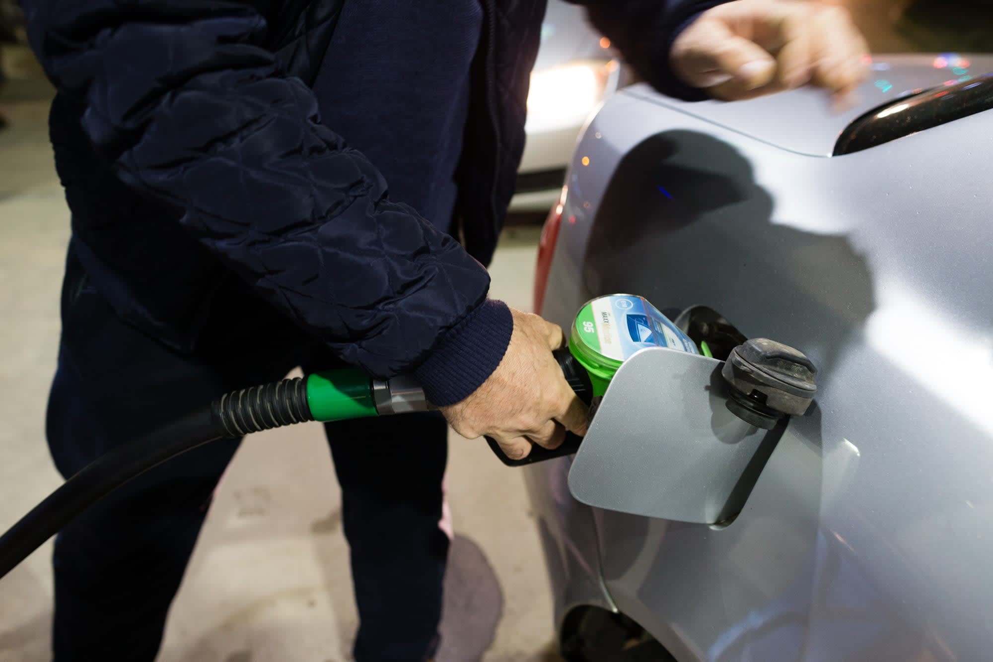 Rezervor de petrol și echipamente de rafinare în România Rezervor de petrol și echipamente de rafinare în România
